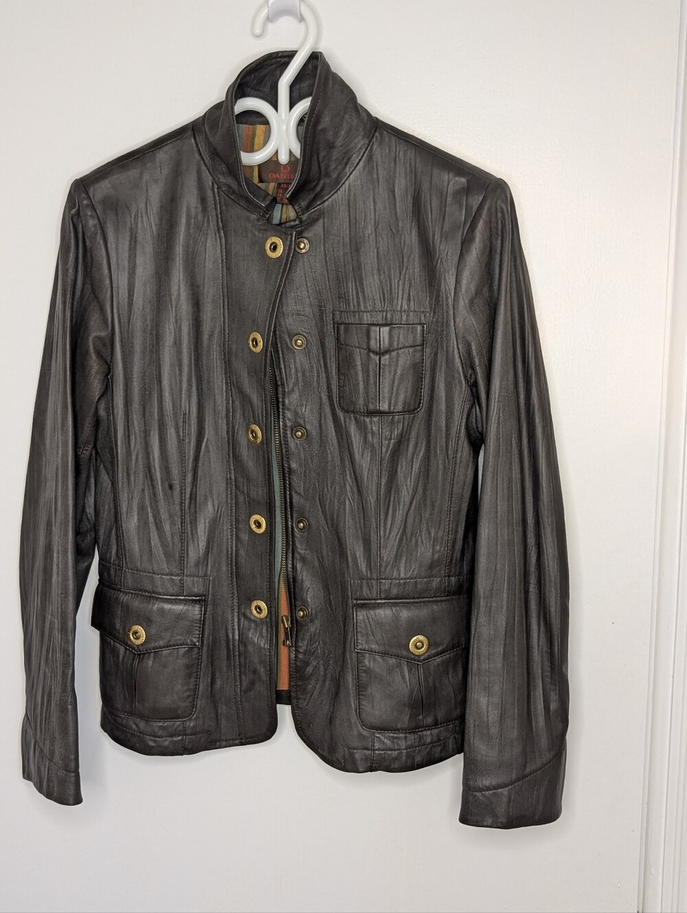 DANIERS Women's Brown Leather Button-Front Jacket